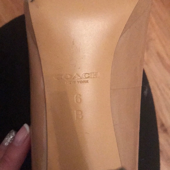 Coach Heels - Picture 8 of 8